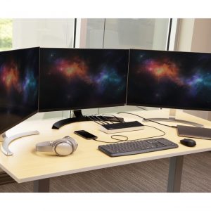 Startech Triple-4K Monitor Usb-C Docking Station For Laptops - 60W Usb Power Delivery Dk30Ch2Dppd